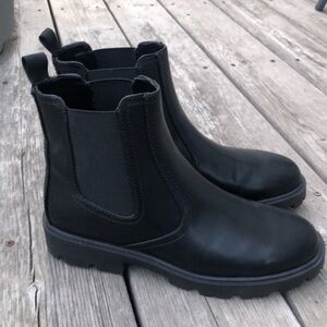NINE WEST Boots: Women’s Yullon Lug Sole Black Chelsea Booties, Size 9.5 (NWOT)